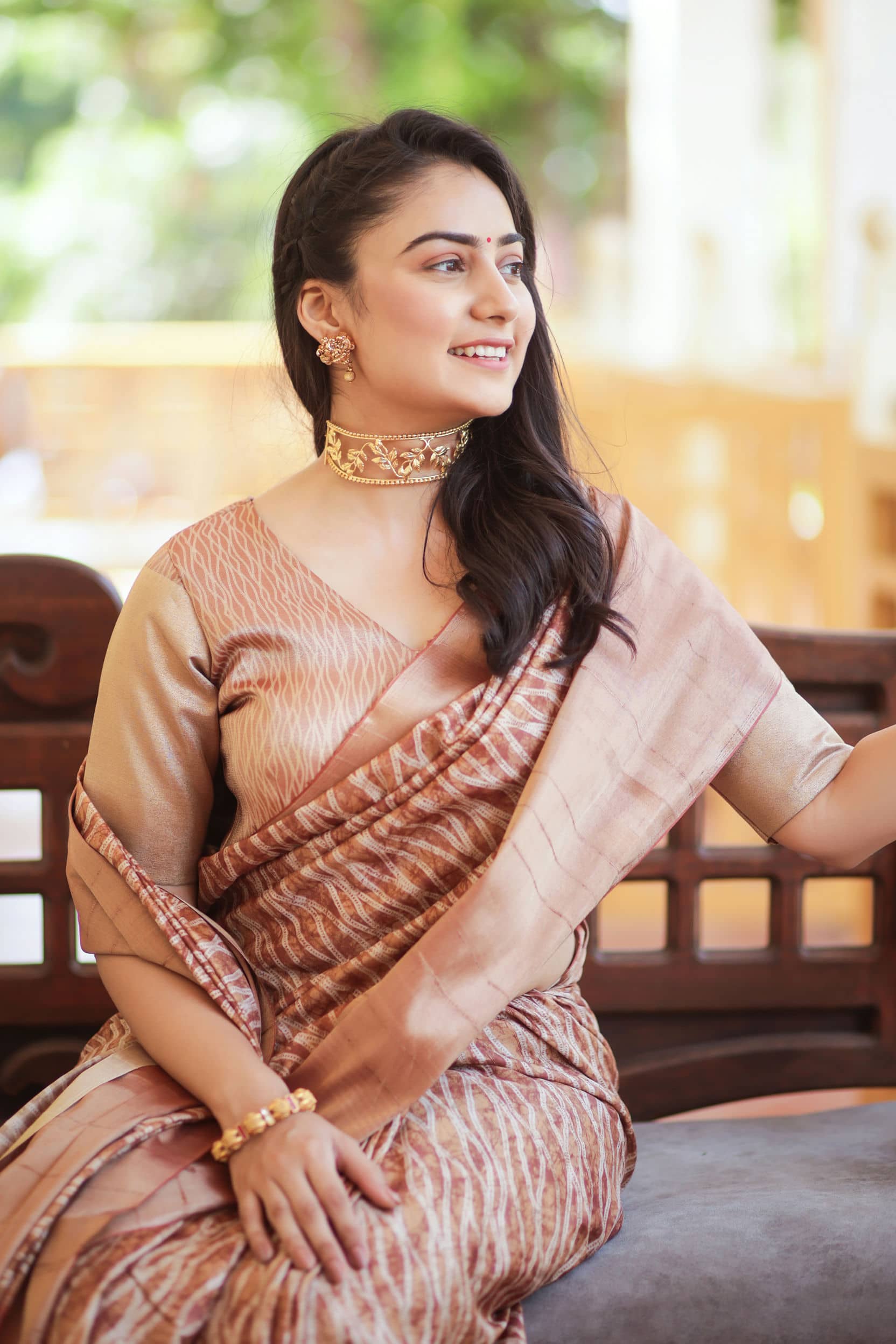 Gleaming Waves Sepia Premium Bold Border Kotha Handloom Saree Geetha Creation