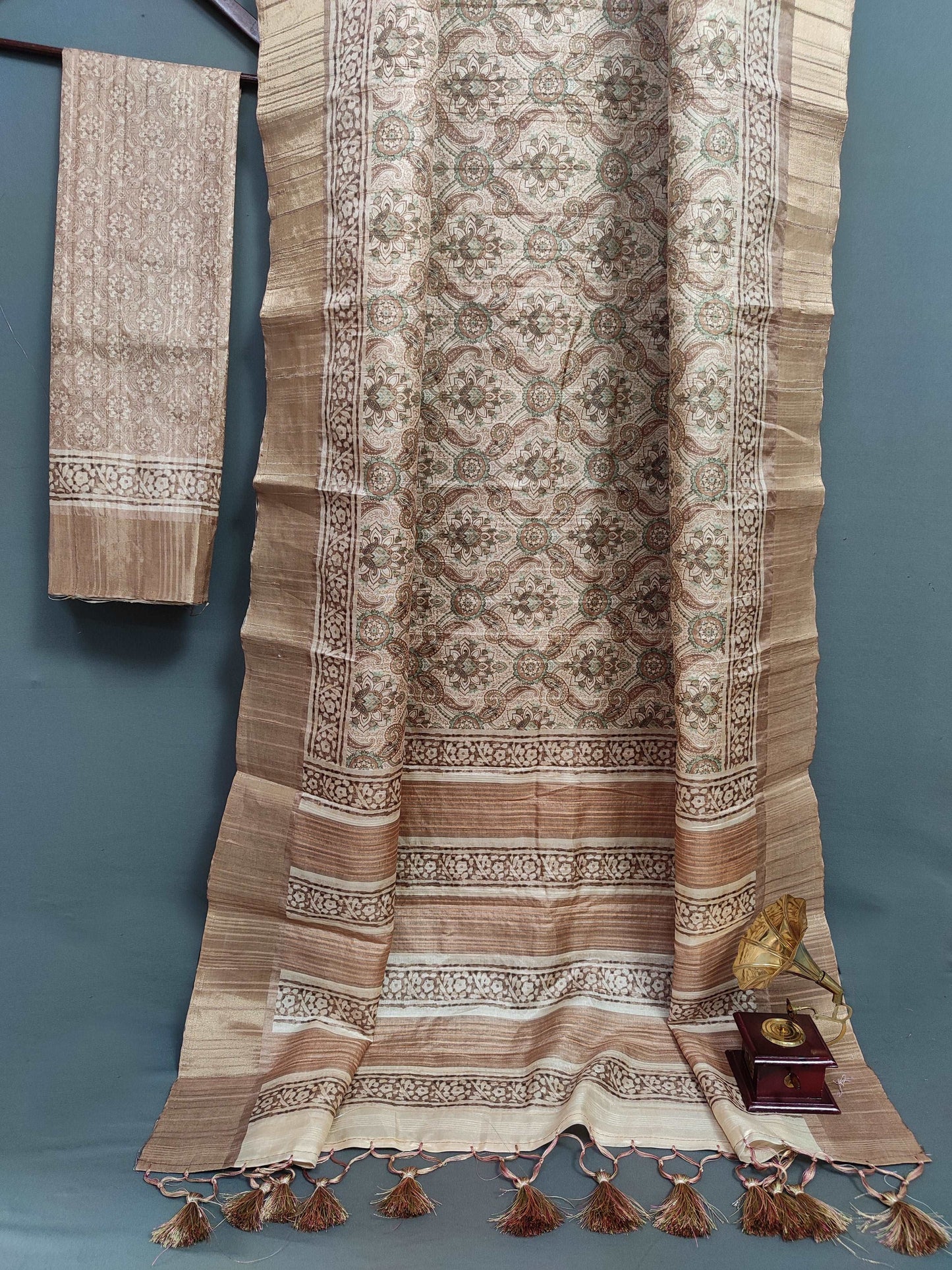 Beige Blossom Blend Chapa Handloom Tussar Saree CA1