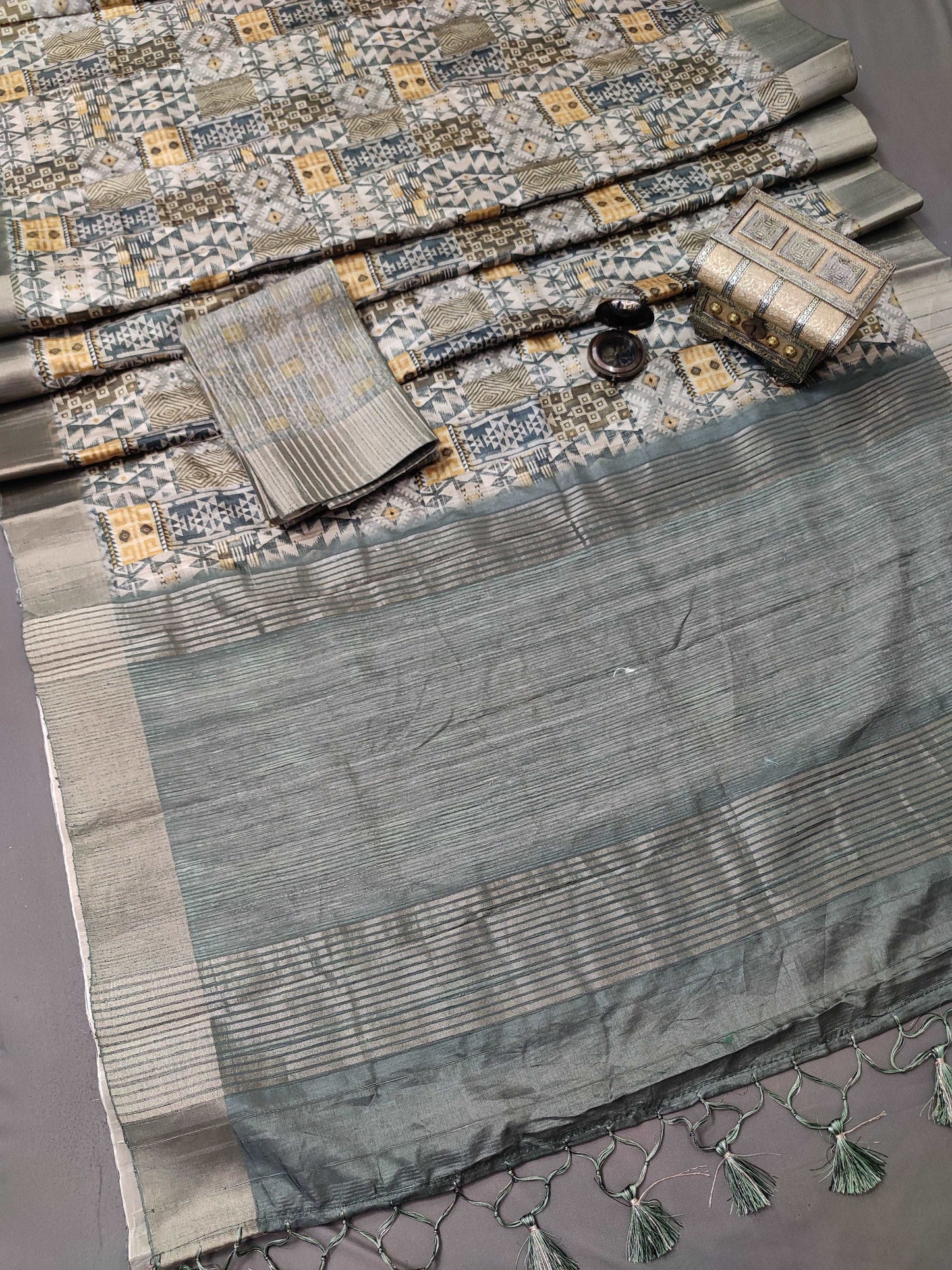 Charcoal Chevron Fusion Handloom Tussar Saree C4