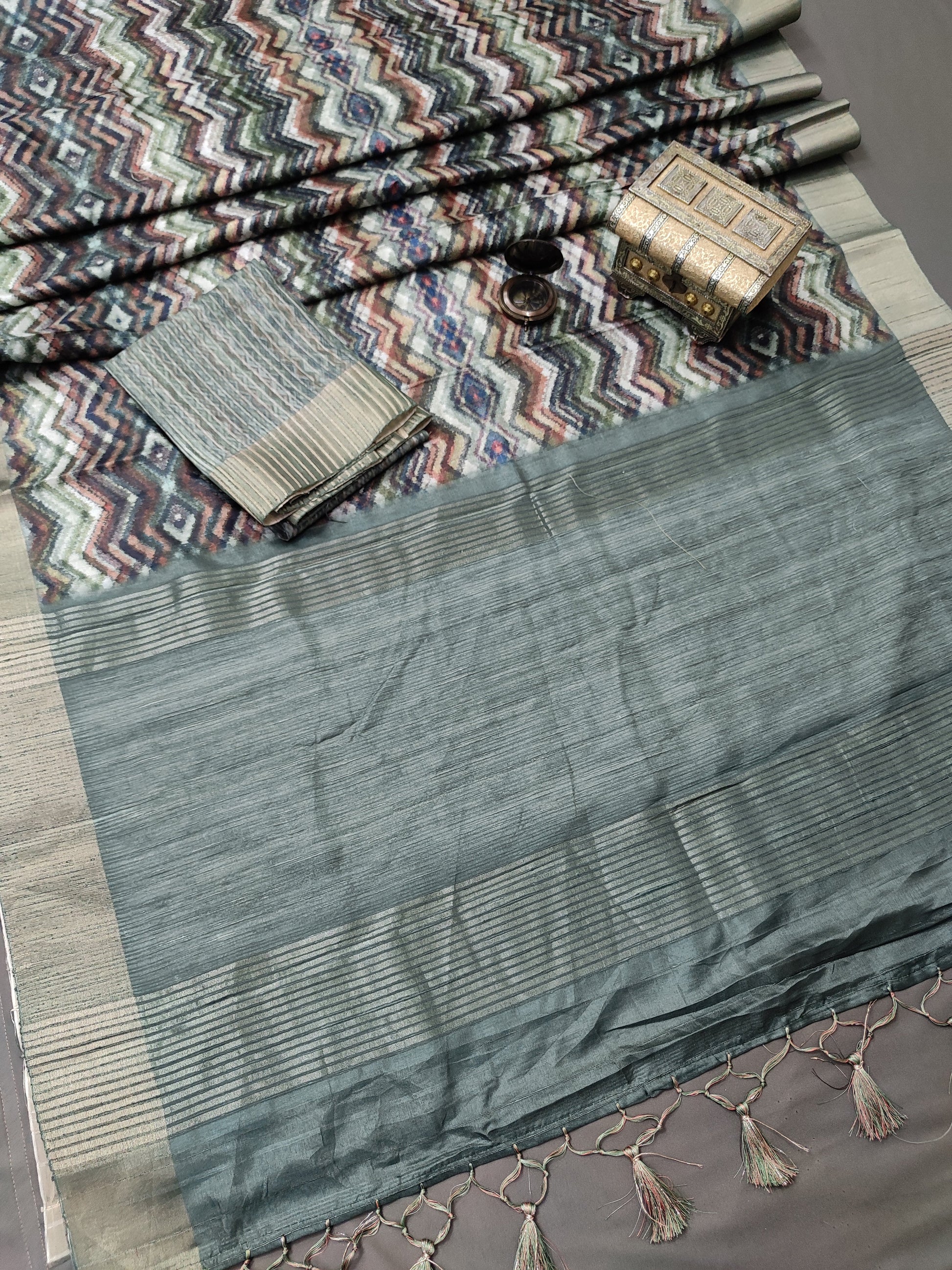 Obsidian Spectrum Symphony Handloom Tussar Saree C4 Geetha Creation