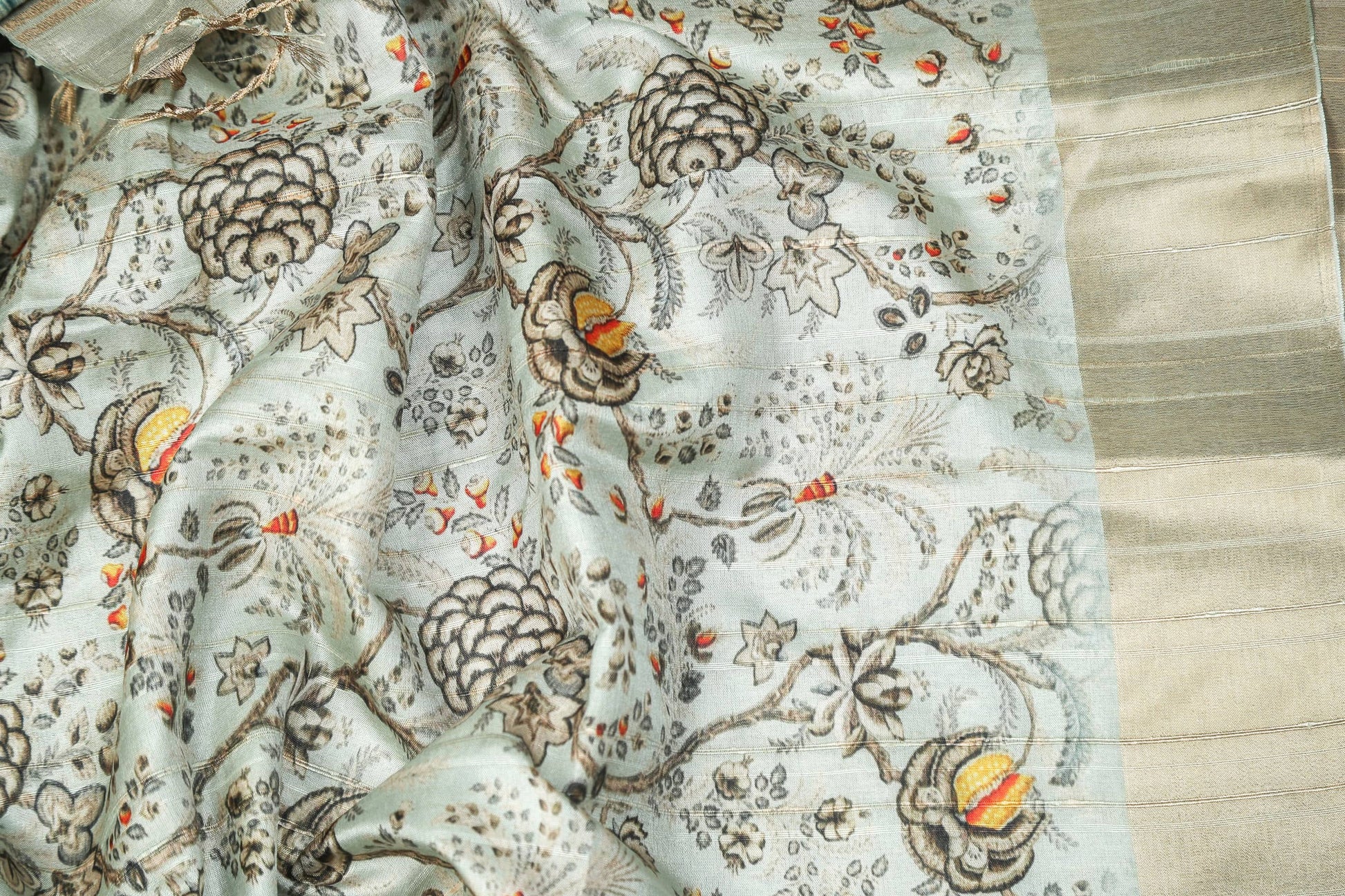 Soft Florals Chequered Chapa Handloom Tussar Saree C3 Geetha Creation