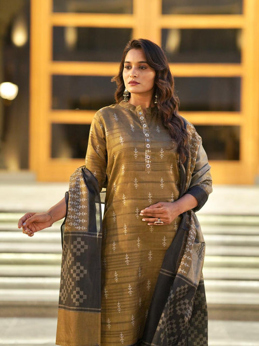 Noorvana Mehendi Ready to Wear Silk Kurti Set